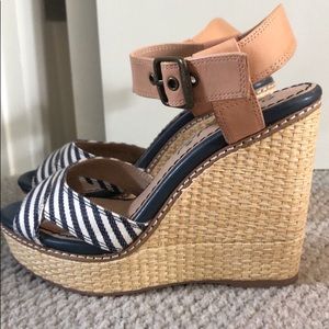 Splendid Wedges